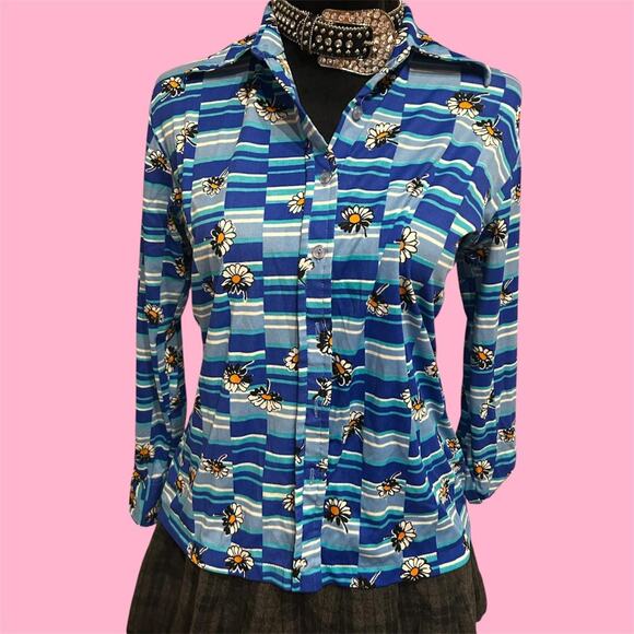 Vintage 1970s Kmart Blue daisy floral print long sleeve button up shirt - Picture 1 of 7